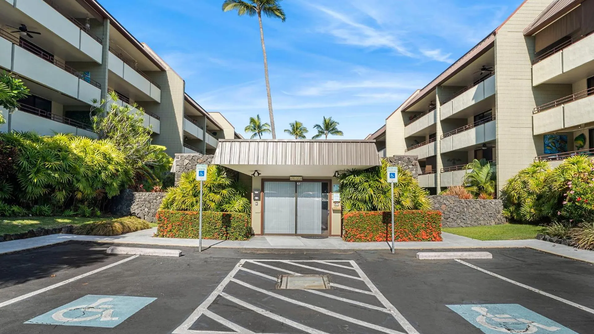 White Sands Village 127 Kailua-Kona 0*,